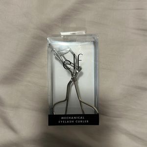 NWT ELF eyelash curler